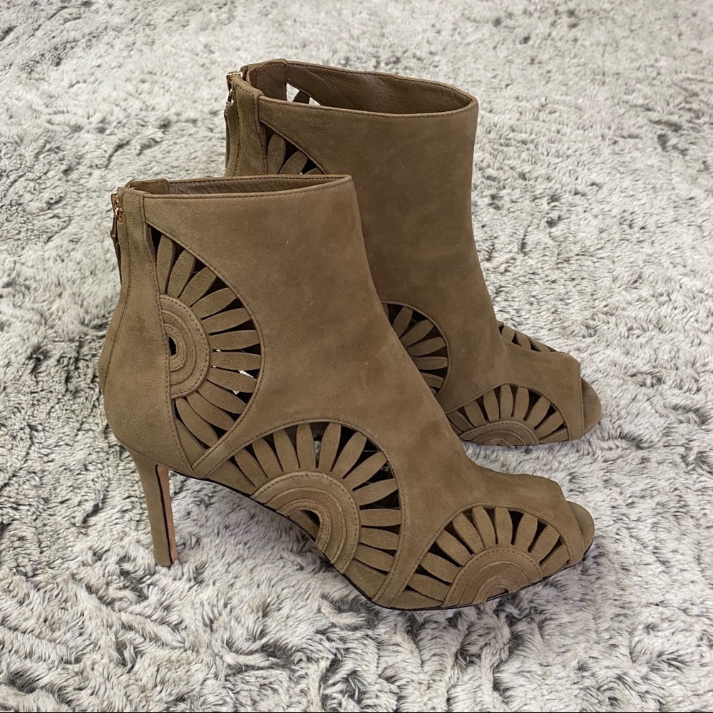 Tory Burch Layla Bootie Size US Women’s 9M River Rock In EUC
